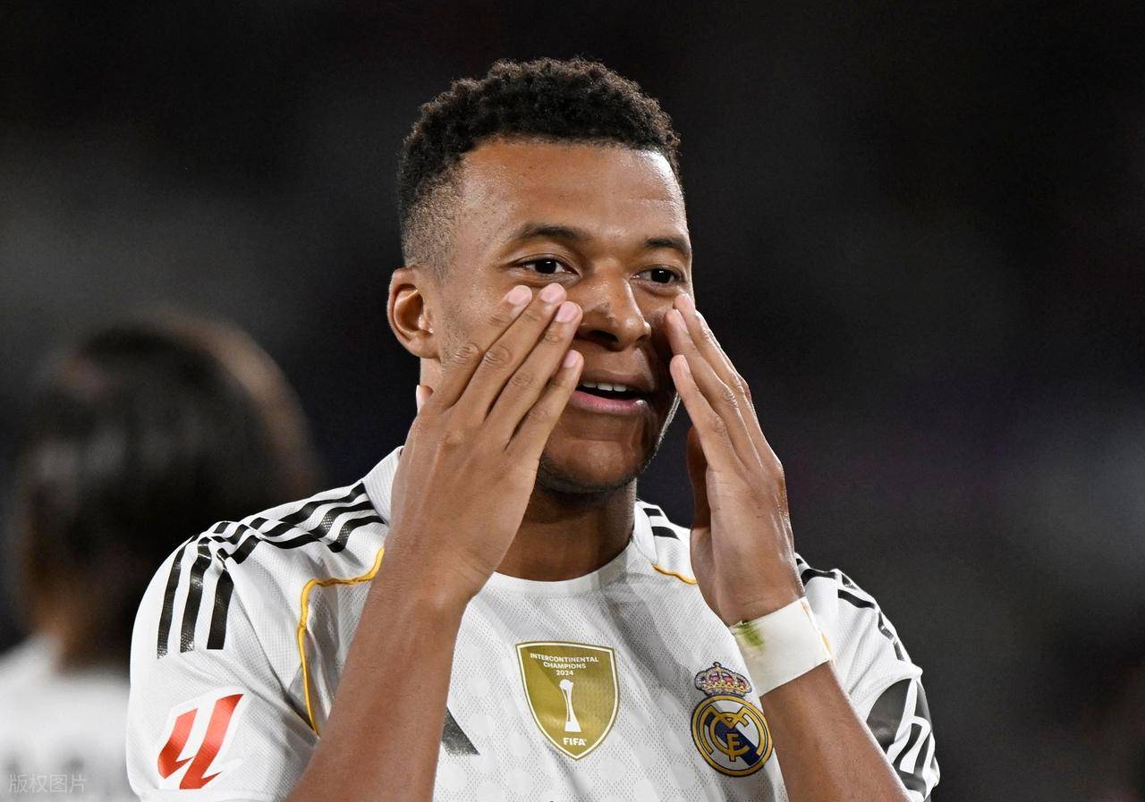 劣势暂居积 劣势暂居积