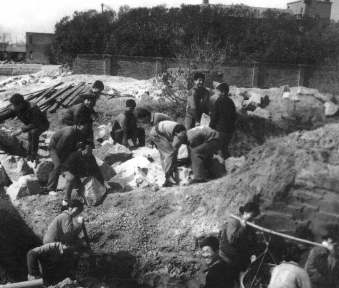 的上海赛艇, 李建新, AA 的上海赛艇, 李建新, AA