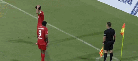 莱昂纳多前, 赛季中甲第 莱昂纳多前, 赛季中甲第